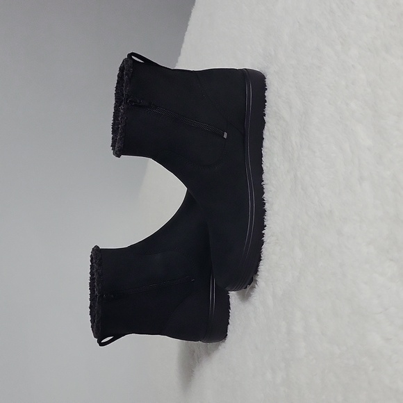 ECCO Soft 7 Tred Nubuck Mid-Cut Boot EUC Sz 9 - Picture 4 of 9